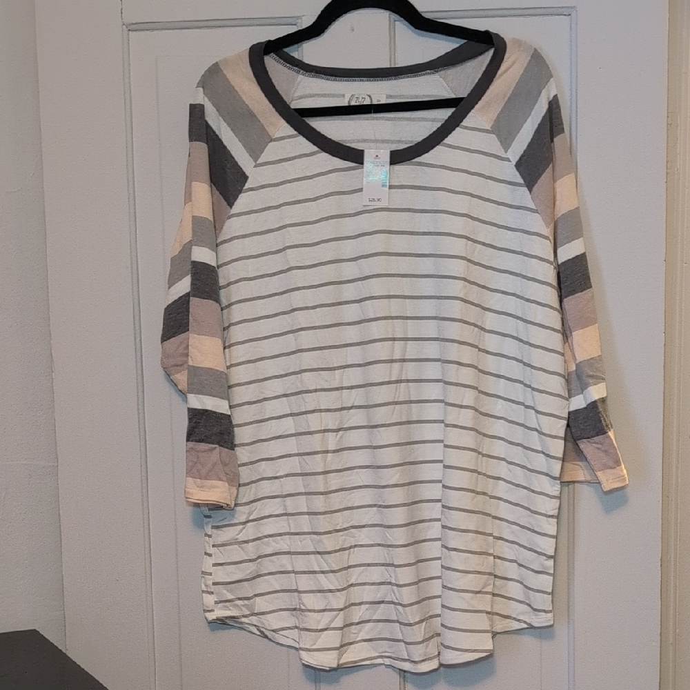 Casual Striped Long Sleeve Top in Cream and Gray